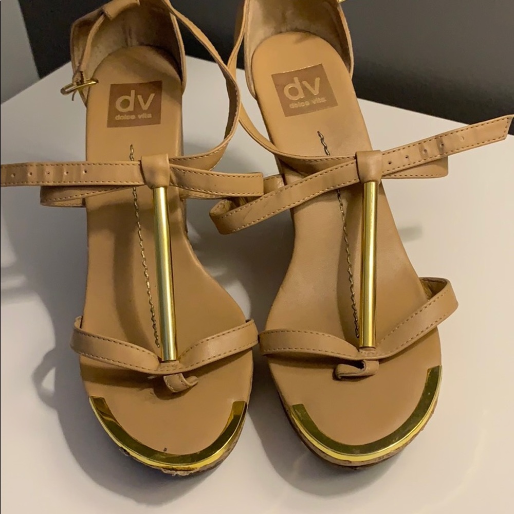 Wedges - Picture 2 of 5